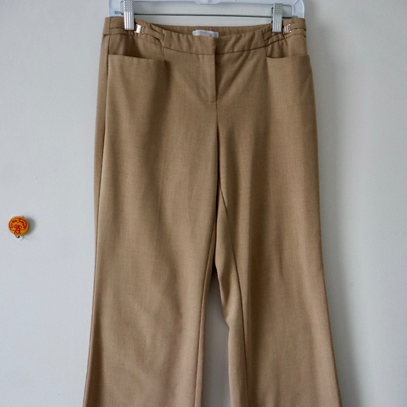 New York & Company Petite Crisp Relaxed Khaki Pants Size 4 - Picture 1 of 7